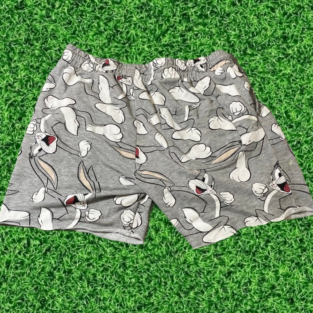 H&M x Looney Tunes Bugs Bunny Shorts - Picture 2 of 4
